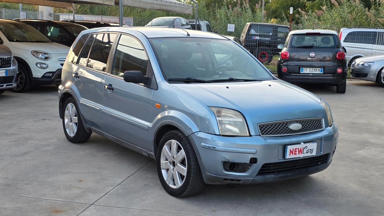 Ford Fusion 1.6 TDCi 5p. Leather