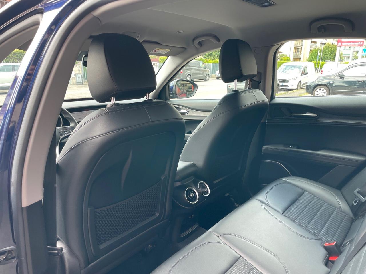 Alfa Romeo Stelvio 2.2 Q4 autom . GARANZIA PEMUTE