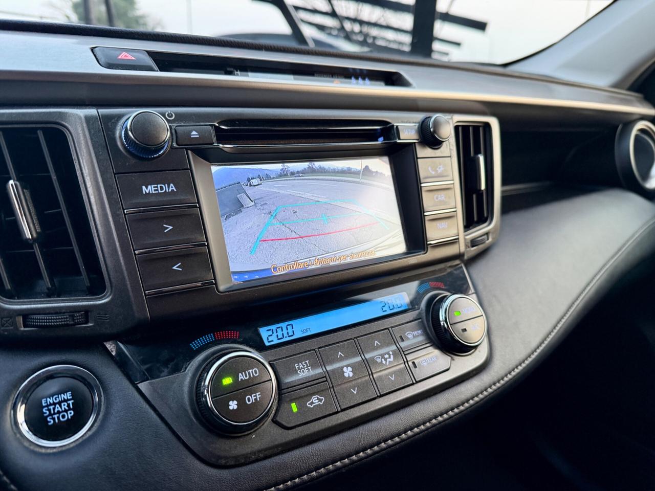 Toyota RAV 4 2.2 D-CAT A/T 4WD Lounge White Ed.