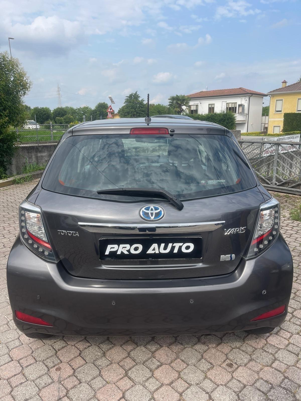Toyota Yaris 1.5 Hybrid 5 porte Lounge Più