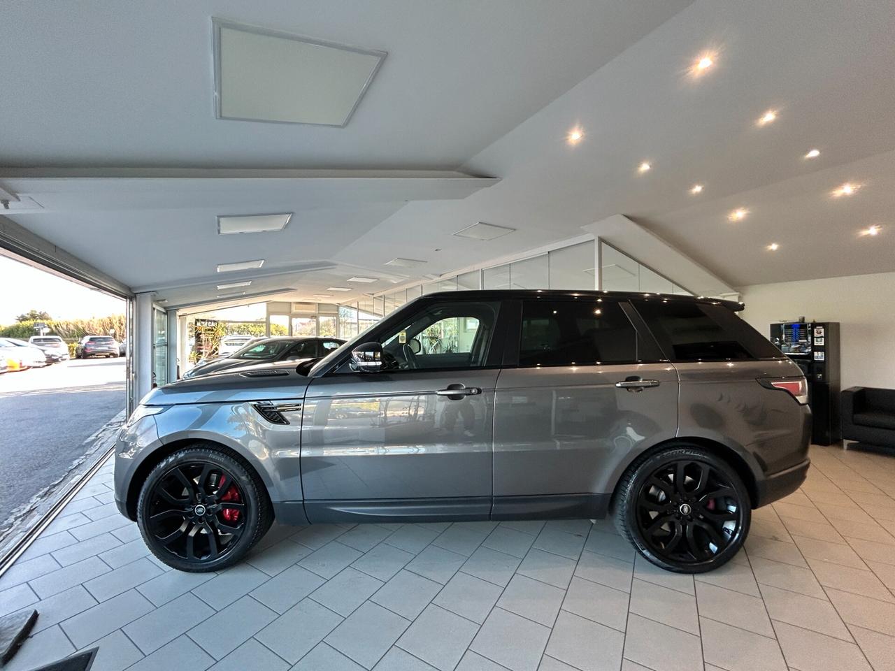 Land Rover Range Sport 5.0 V8 Supercharged HSE Dynamic