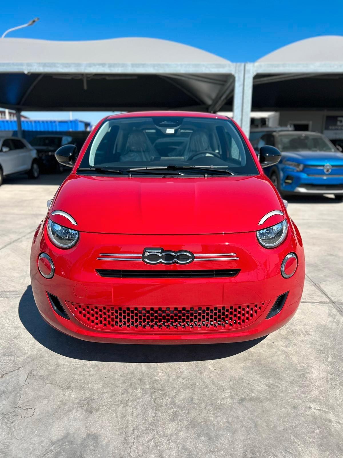 Fiat 500 Berlina Hybrid Icon