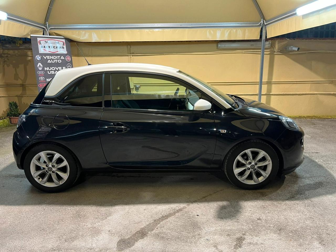 Opel Adam 1.2 Benzina 70 CV Bi-Color 2014