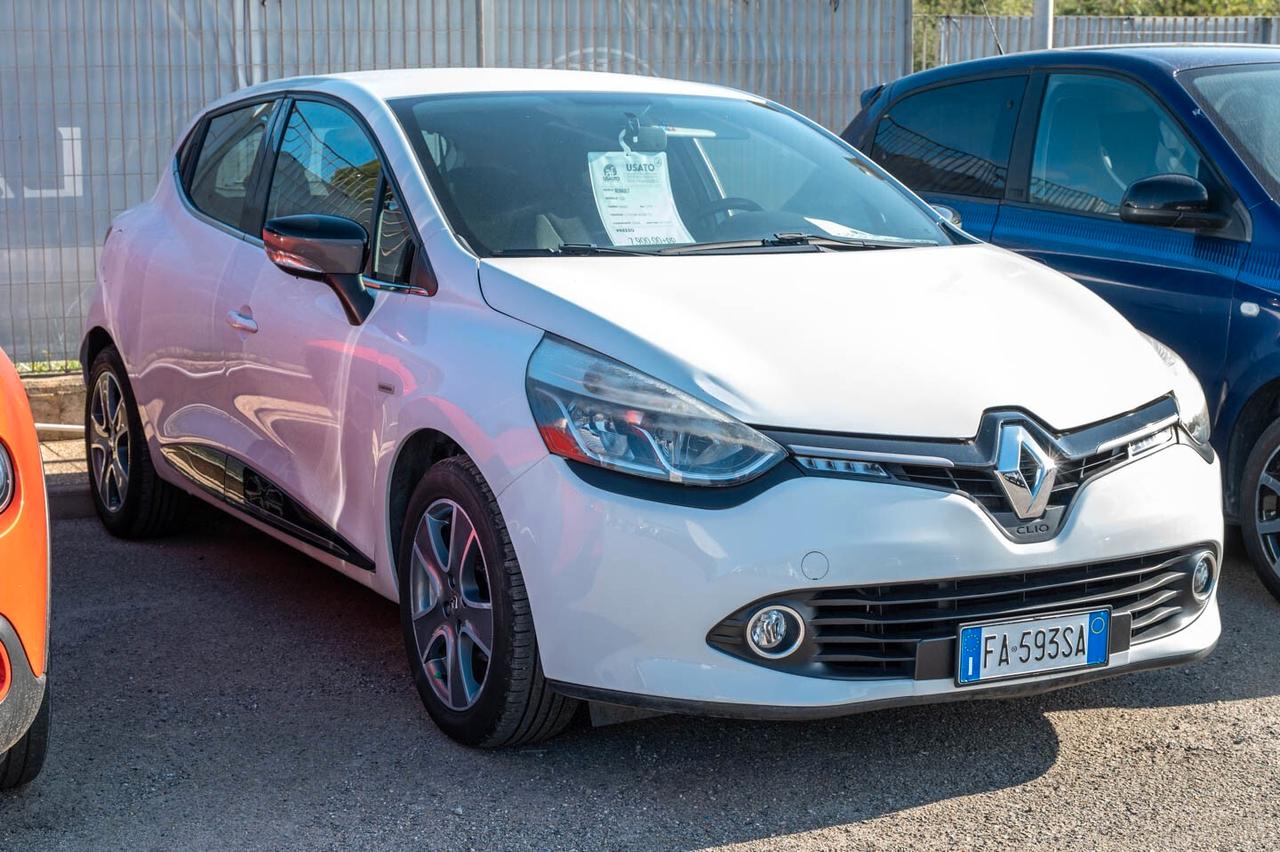 Renault Clio 1.2 75CV 5 porte Wave