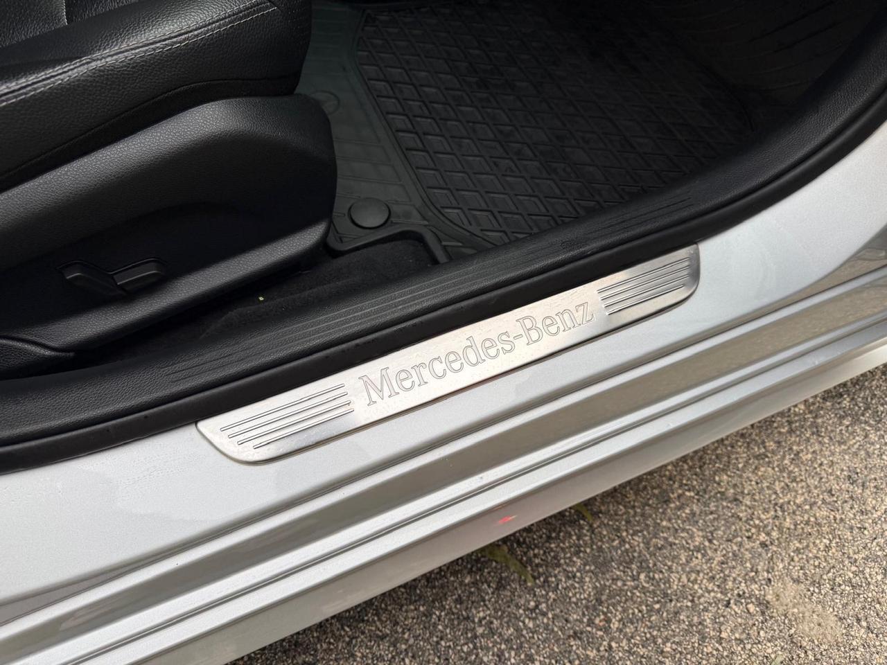 Mercedes-benz C 220 d Auto Premium