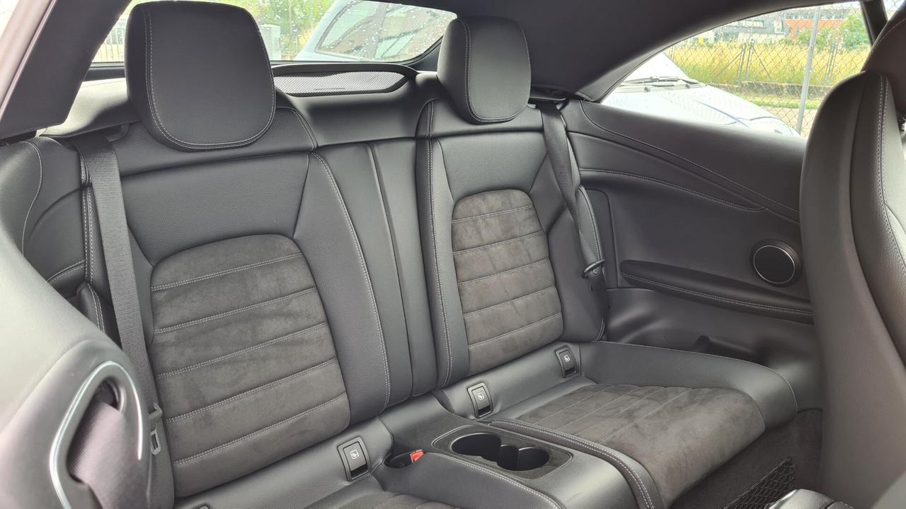 Mercedes-benz C 180 AMG Premium Plus
