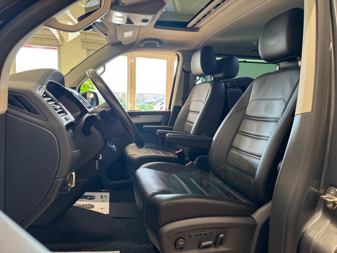 Volkswagen Multivan BULLI - WEBASTO - PARQUET - GANCIO