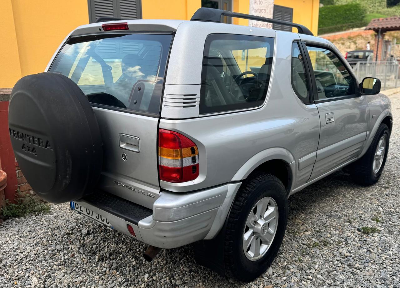 Opel Frontera 2.2 16V DTI 3 porte 4x4 con ridotte