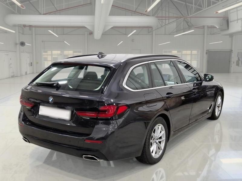 BMW 518 48V BUSINESS TOURING AUTO 5 PORTE STATION WAGON