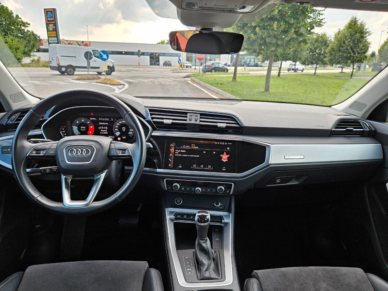 Audi Q3 Sportback 35 2.0 tdi S line edition s-tronic