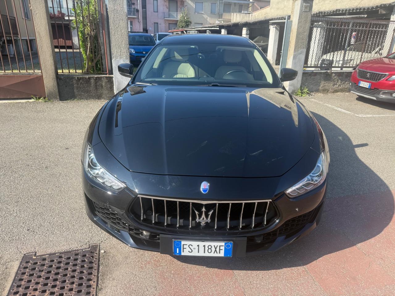 Maserati Ghibli V6 430 CV