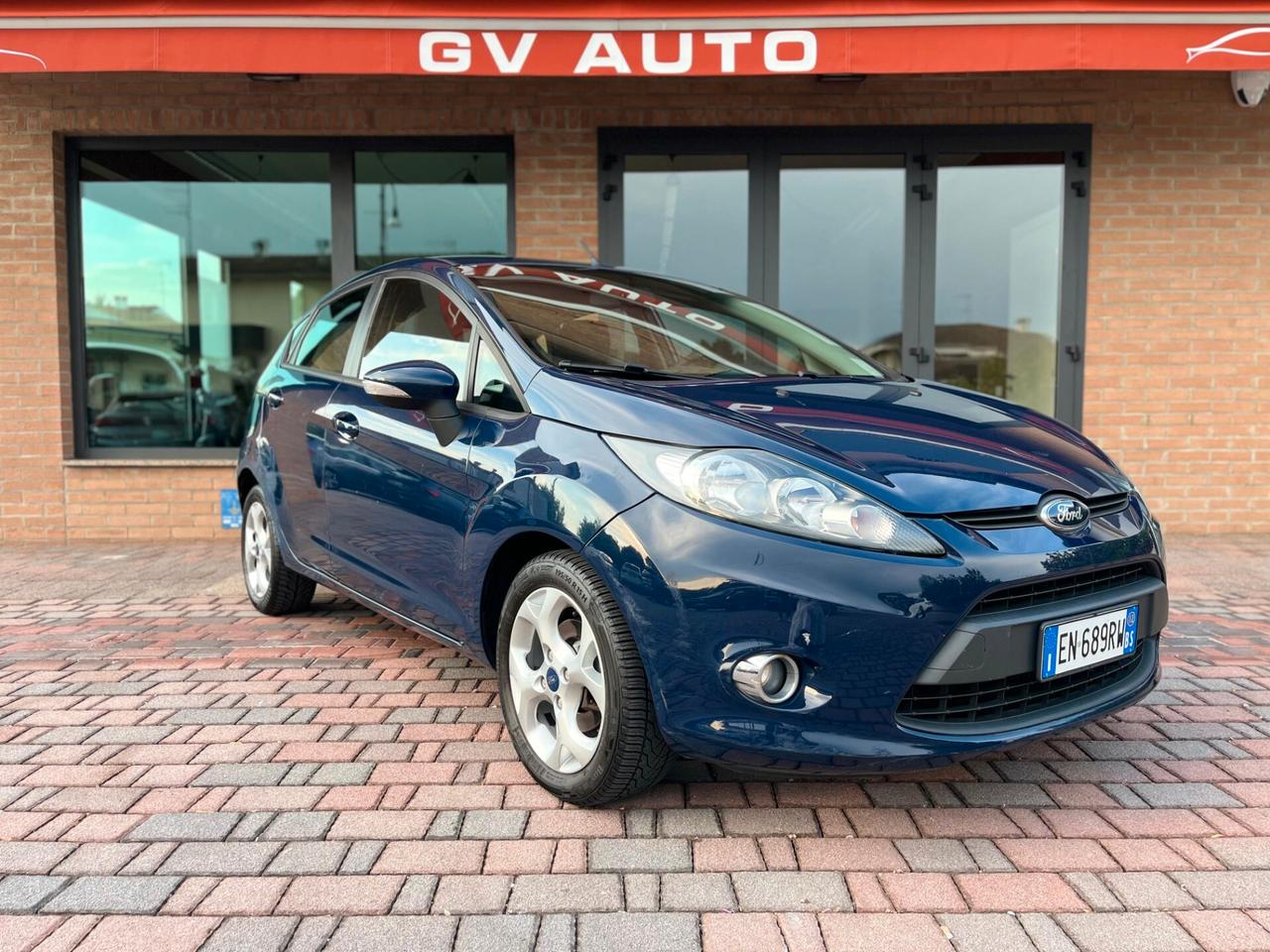 Ford Fiesta 1.4 5 porte GPL Titanium