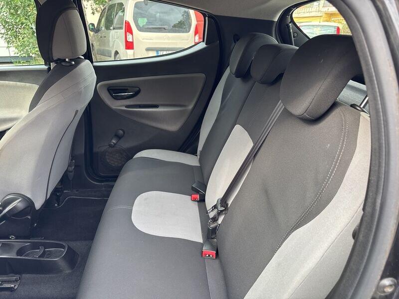 Lancia Ypsilon Ypsilon 1.2 8v Silver s/c.traz.,esp ecochic Gpl 69cv