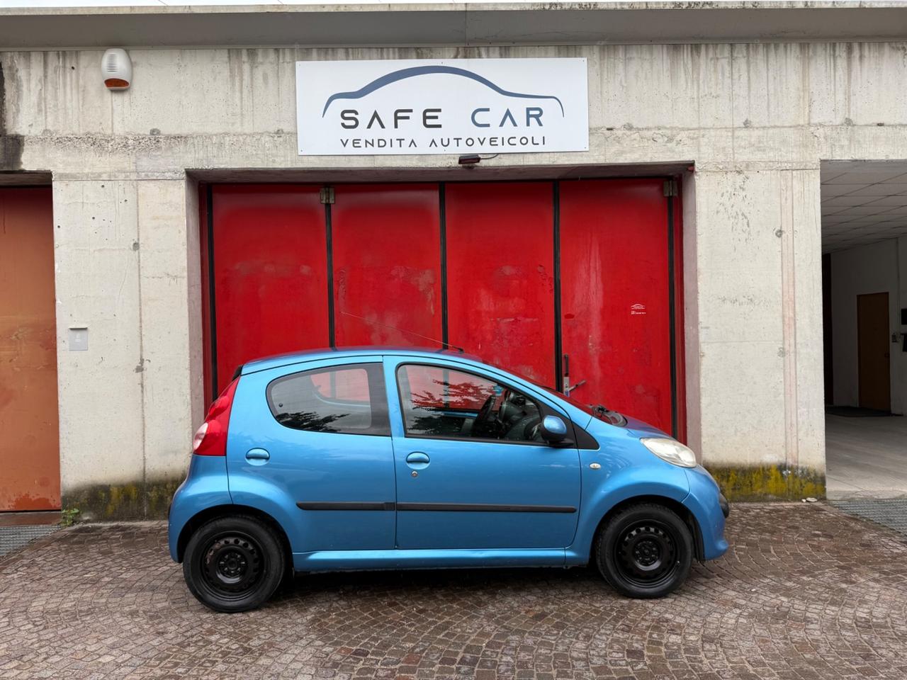 Peugeot 107 1.0 68CV 5p. Sweet Years NEOPATENTATI