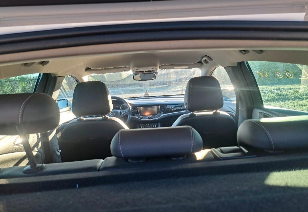 Opel Astra 1.6 Turbo SHT 200CV Start&Stop 5 porte Innovation