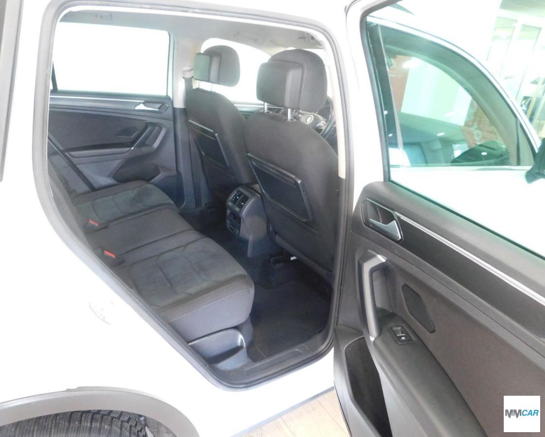 VOLKSWAGEN - Tiguan - 2.0 TDI DSG Advanced BMT