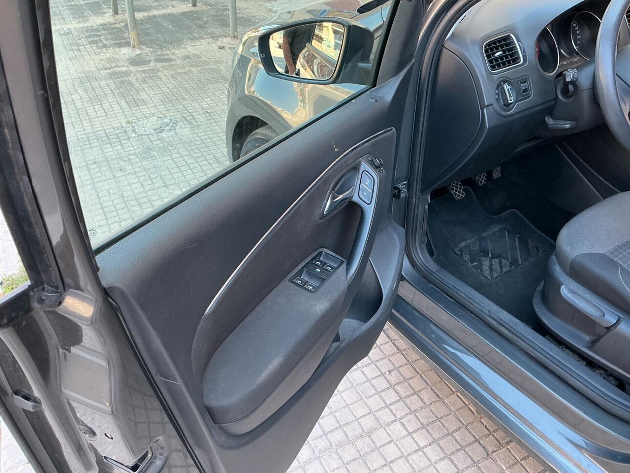 Volkswagen Polo 1.0 MPI 75CV 5p. Business