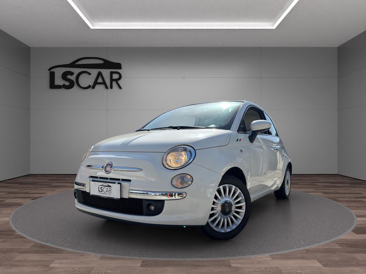 Fiat - 500 1.2 Lounge 69cv