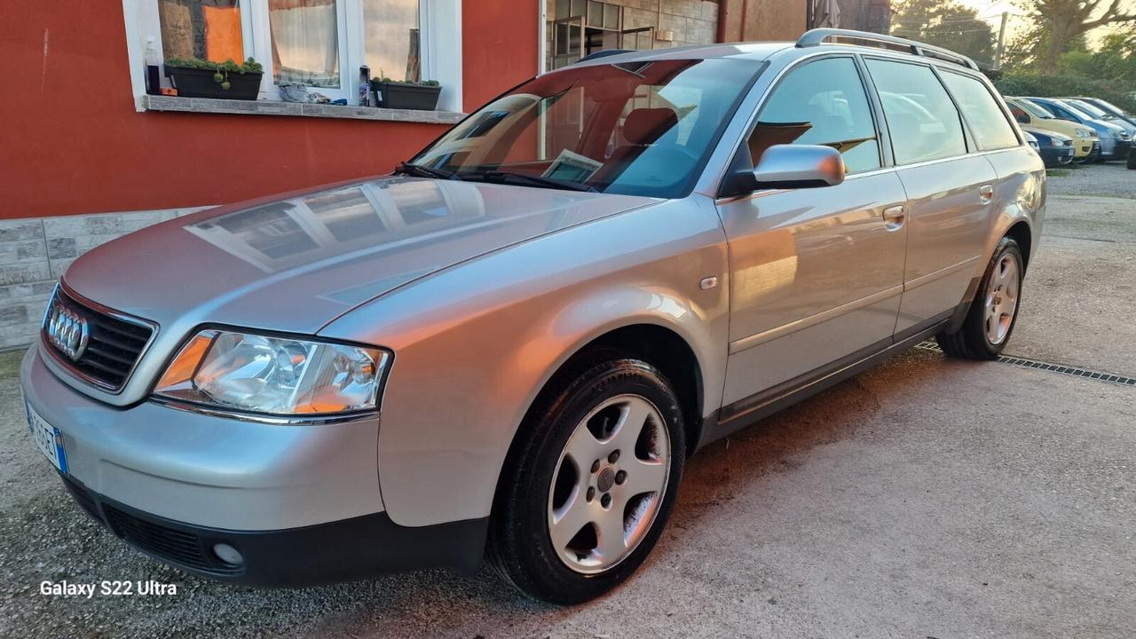 Audi A6 1.8 T 20V cat Avant Ambiente benzina