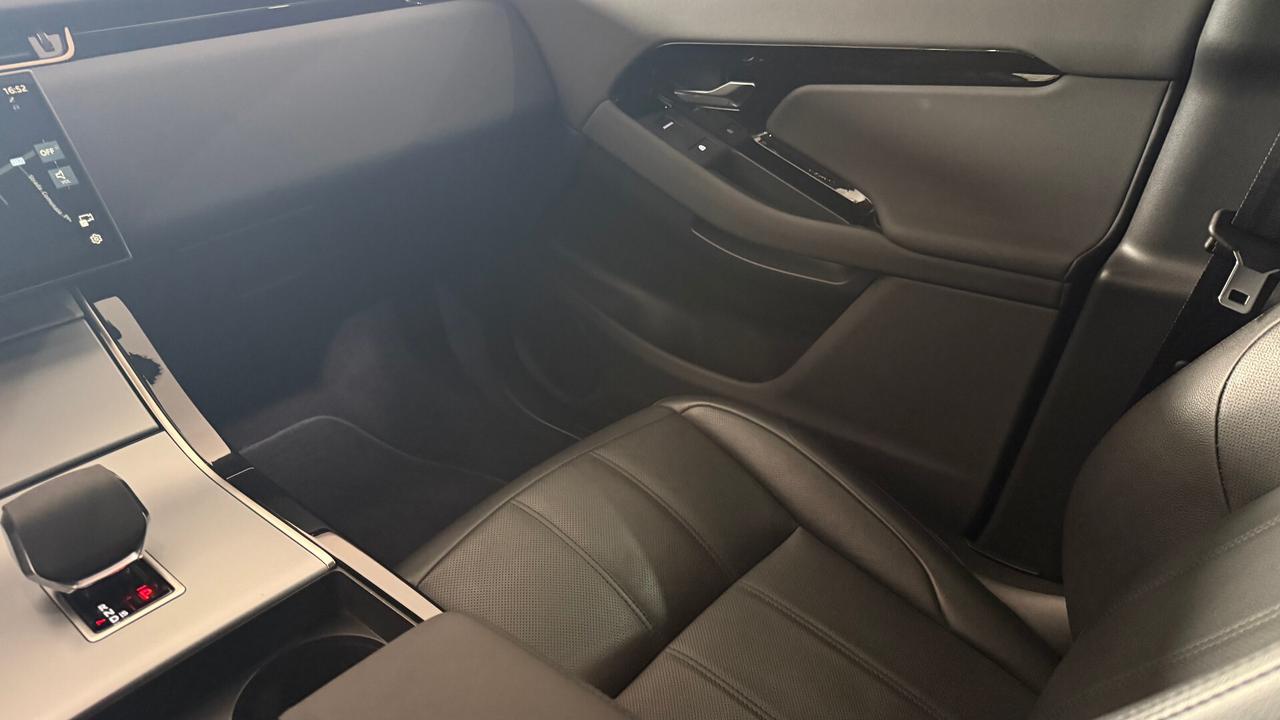 Land Rover Range Evoque 2.0D I4 163 TOTAL BLACK