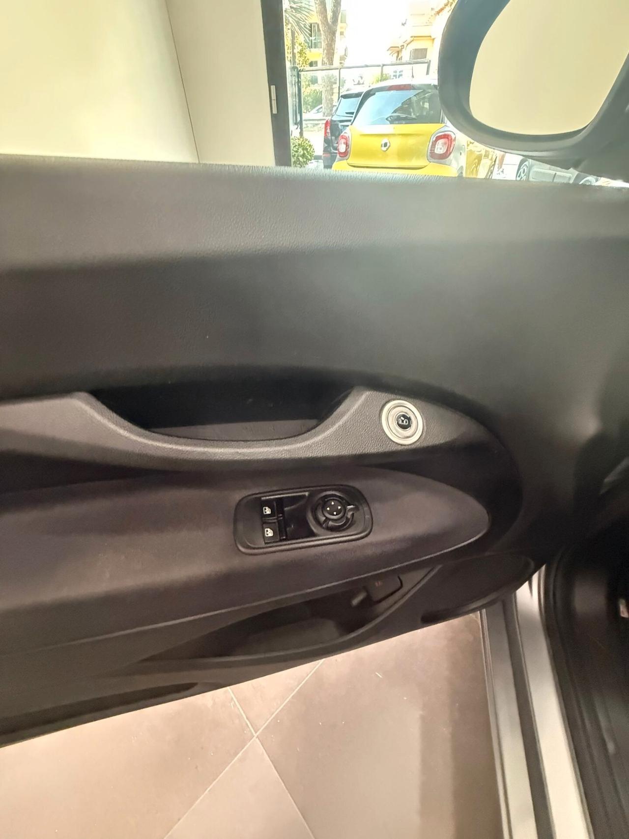 Fiat 500 500e Berlina 42 kWh Passion