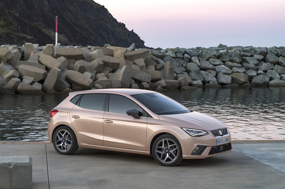 SEAT Ibiza V 2017 - Ibiza 1.0 ecotsi FR 95cv