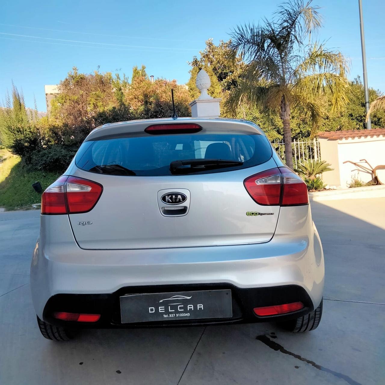 Kia Rio 1.1 CRDi WGT 5p. LX