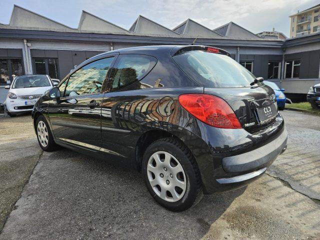 PEUGEOT 207 1.4 HDi 70CV 3p. ONE Line