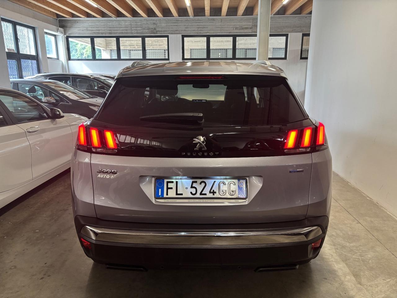 Peugeot 3008 1.2 BENZINA S&S Allure