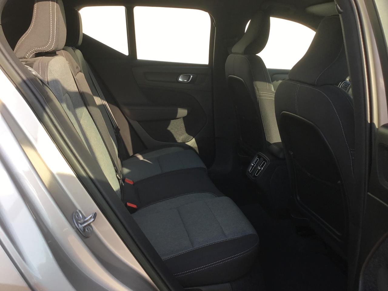 Volvo XC40 B3 automatico Core