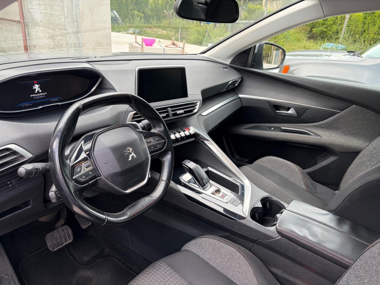 Peugeot 3008 BlueHDi 130 S&S Allure