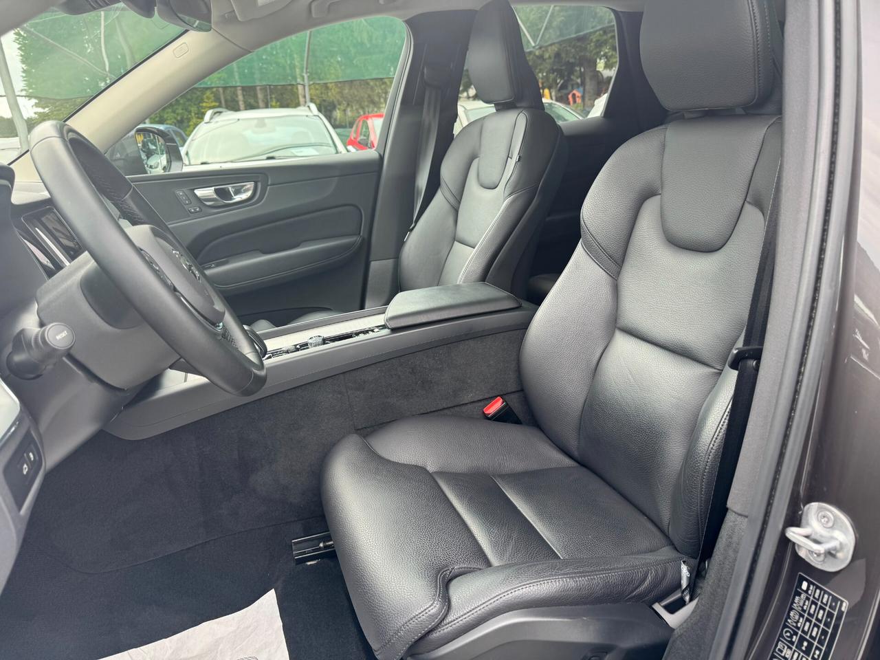 XC60 II 2022 2.0 t8 recharge phev Inscription awd 310cv aut