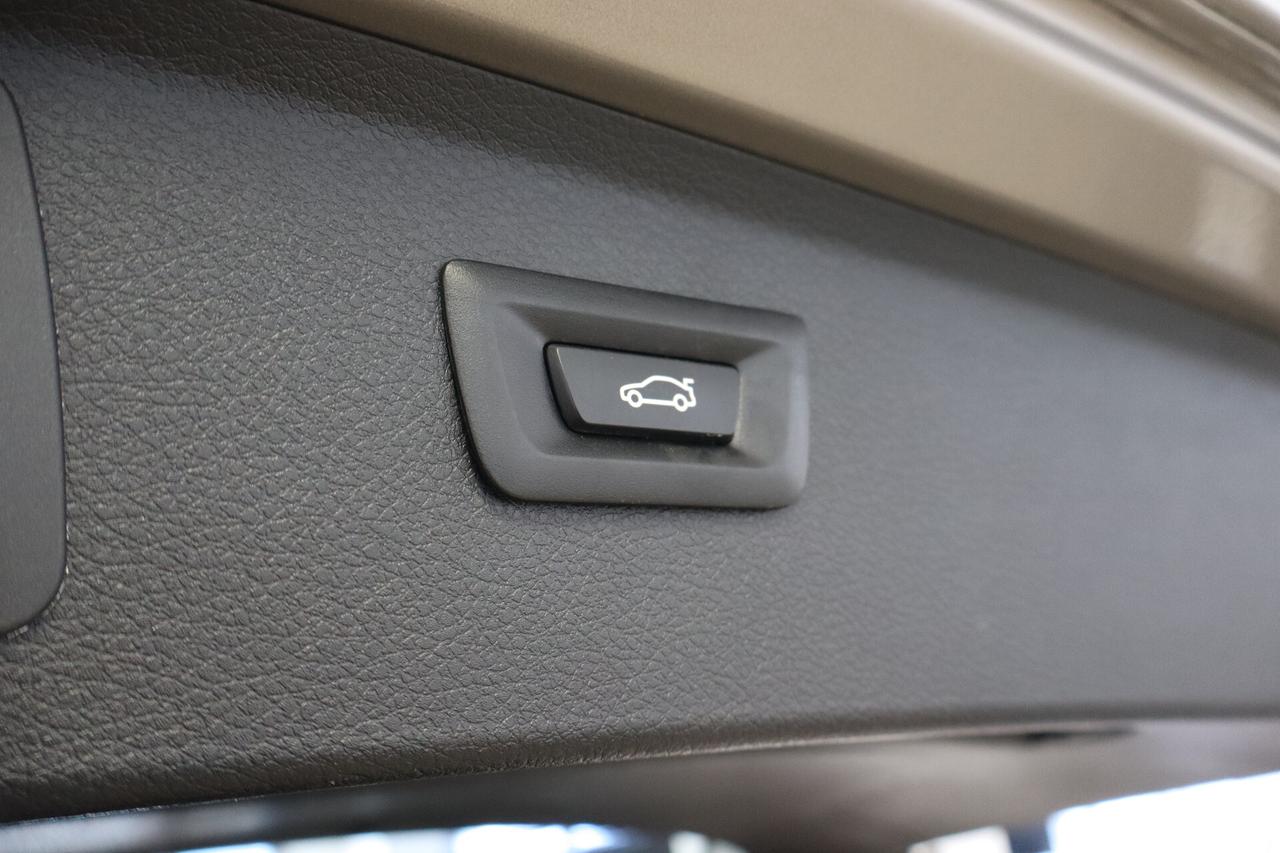 BMW 218 d ACTIVE TOURER ADVANTAGE - 218d