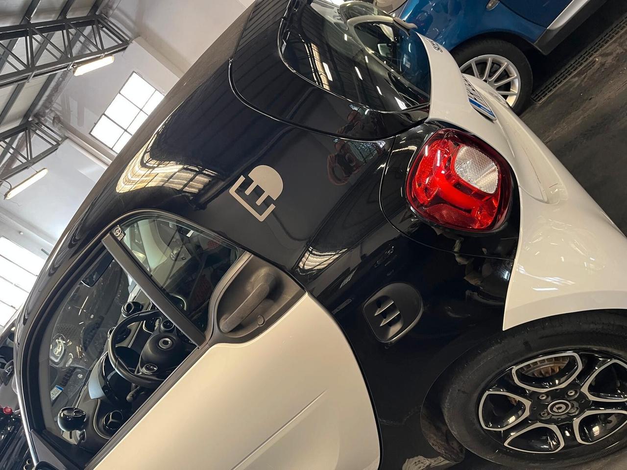 Passion full electric solo 27000km full garanzia