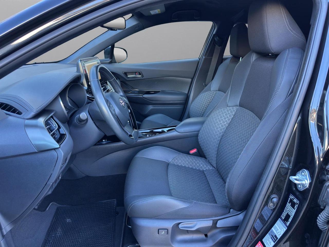 Toyota C-HR 2.0h More Business e-cvt