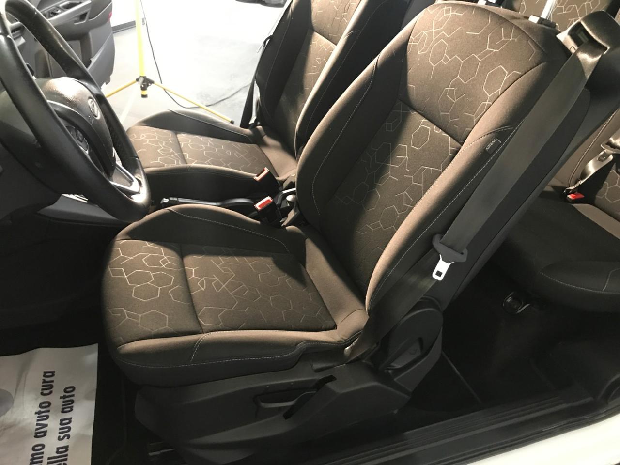 Ford B-Max 1.4 Plus Gpl 87cv E6