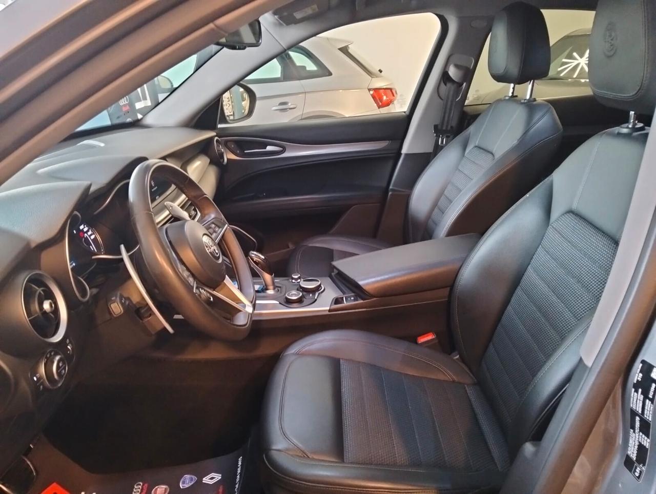 Alfa Romeo Stelvio 2.2 Turbodiesel 190 CV AT8 Q4 Executive