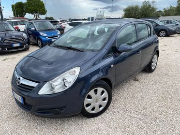 Opel Corsa 1.2 5 porte Cosmo