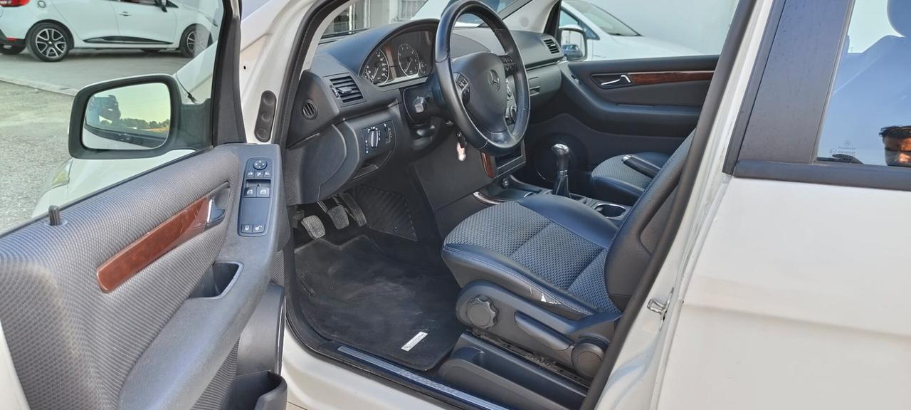 Mercedes-benz A 160 BlueEFFICIENCY Coupé Special Edition