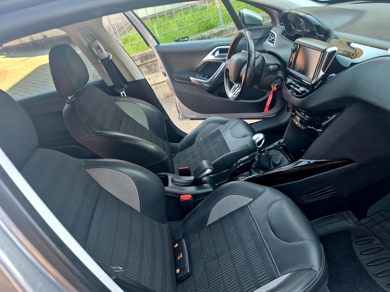 Peugeot 2008 PureTech Turbo 130 S&S Allure