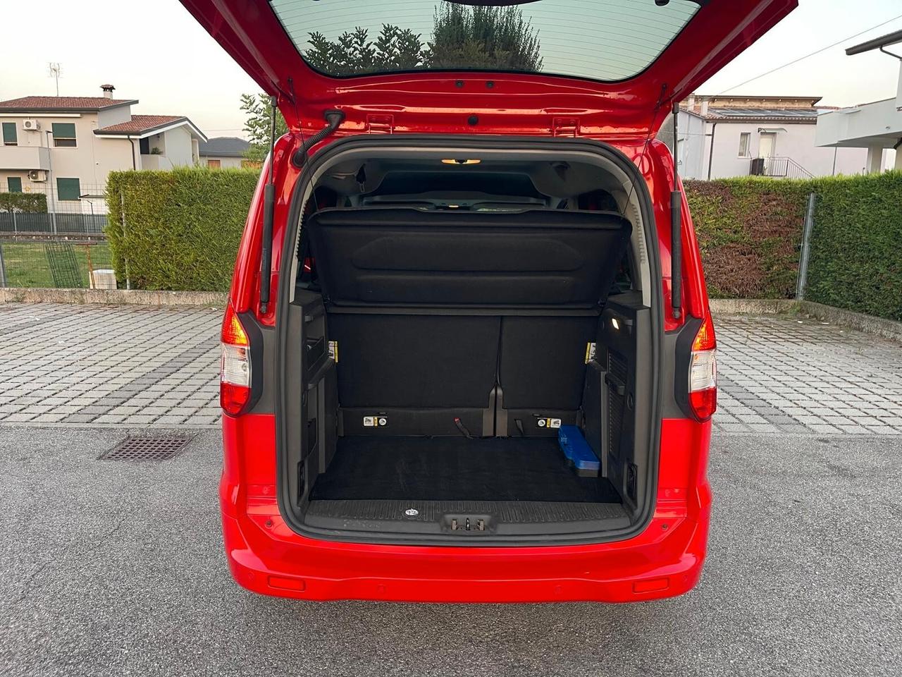 Ford Tourneo Courier 1.0 EcoBoost 100 CV Sport