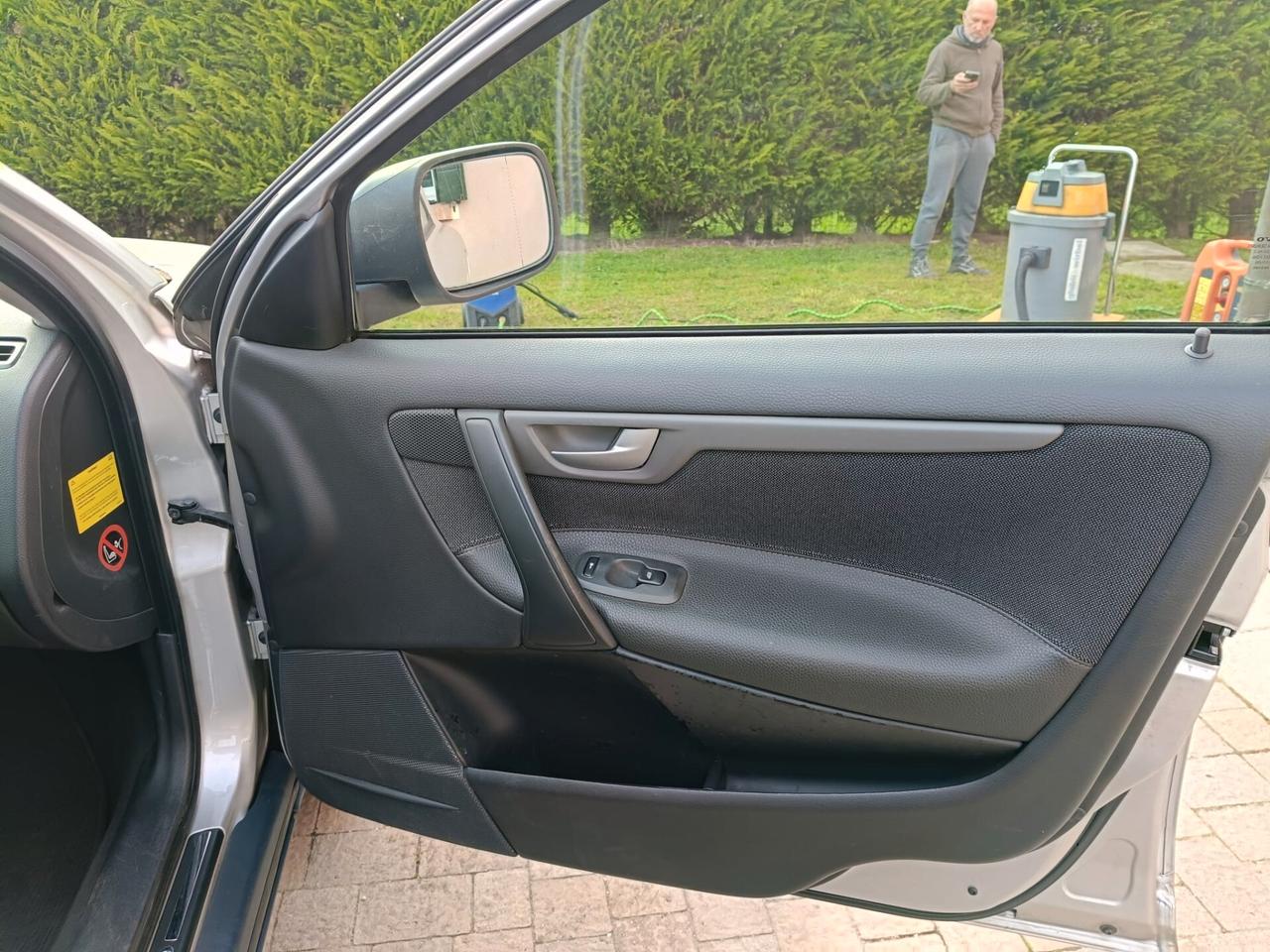 Volvo XC70 2.4 D 20V (163CV) MANUALE