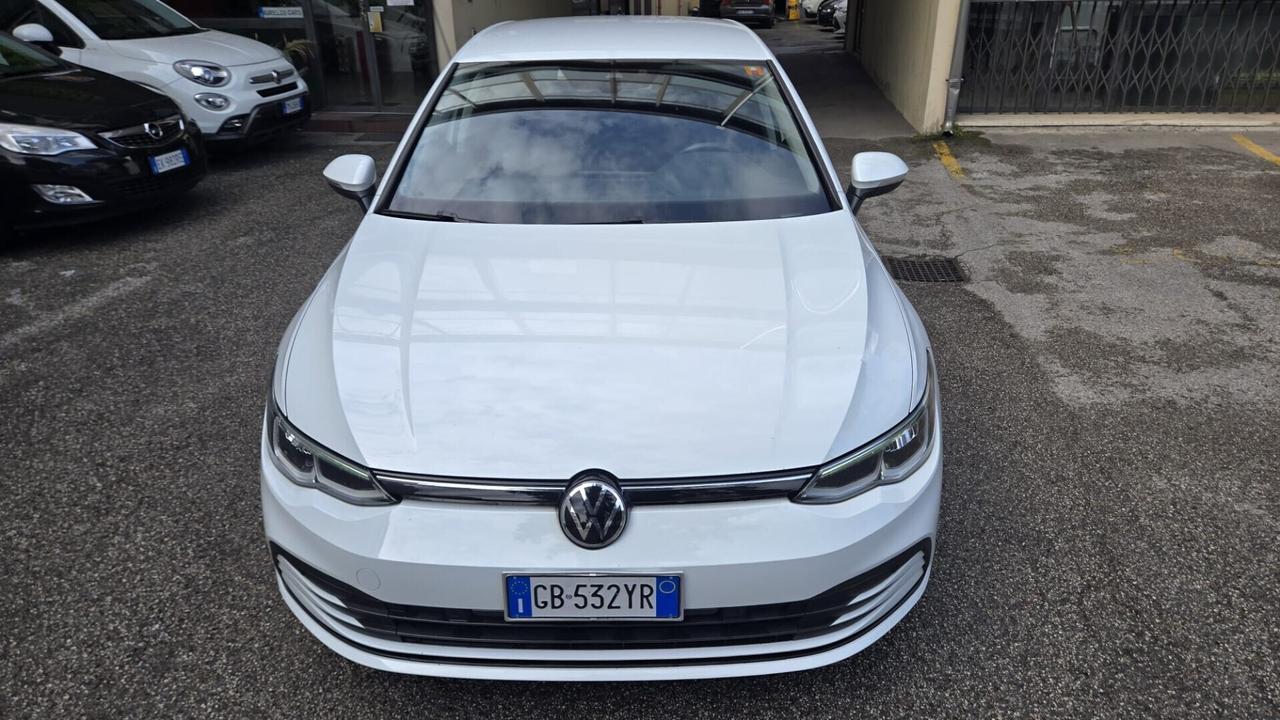 Volkswagen Golf 2.0 TDI SCR Style Neopatentati