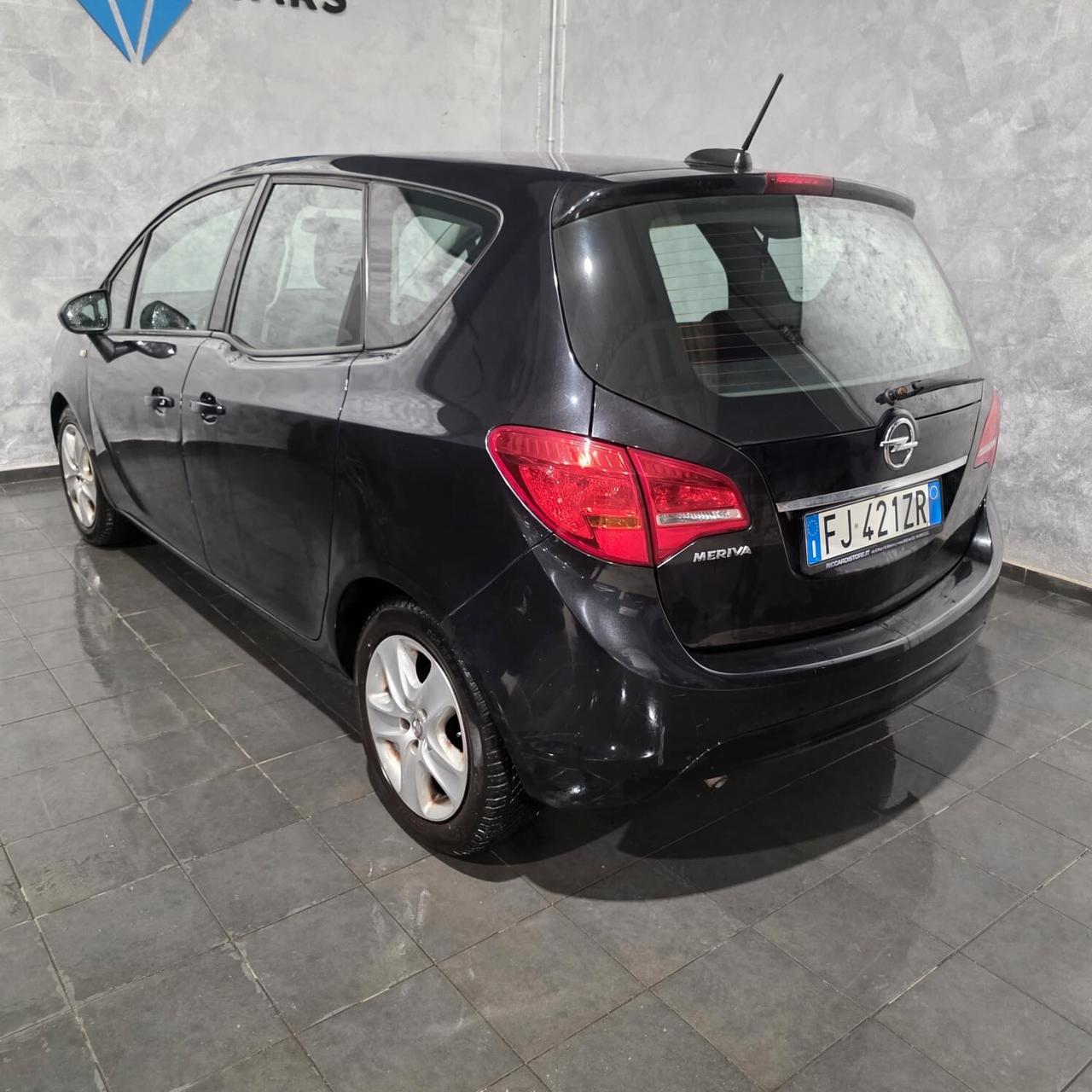 Opel Meriva 1.4 BENZINA NEOPATENTATI