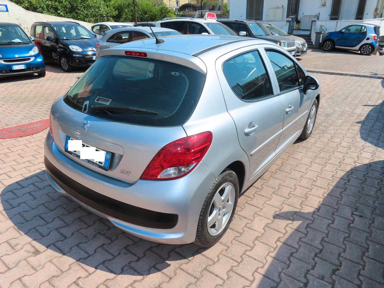 Peugeot 207 1.6 HDi 90 CV 100.000 KM CERT 2010