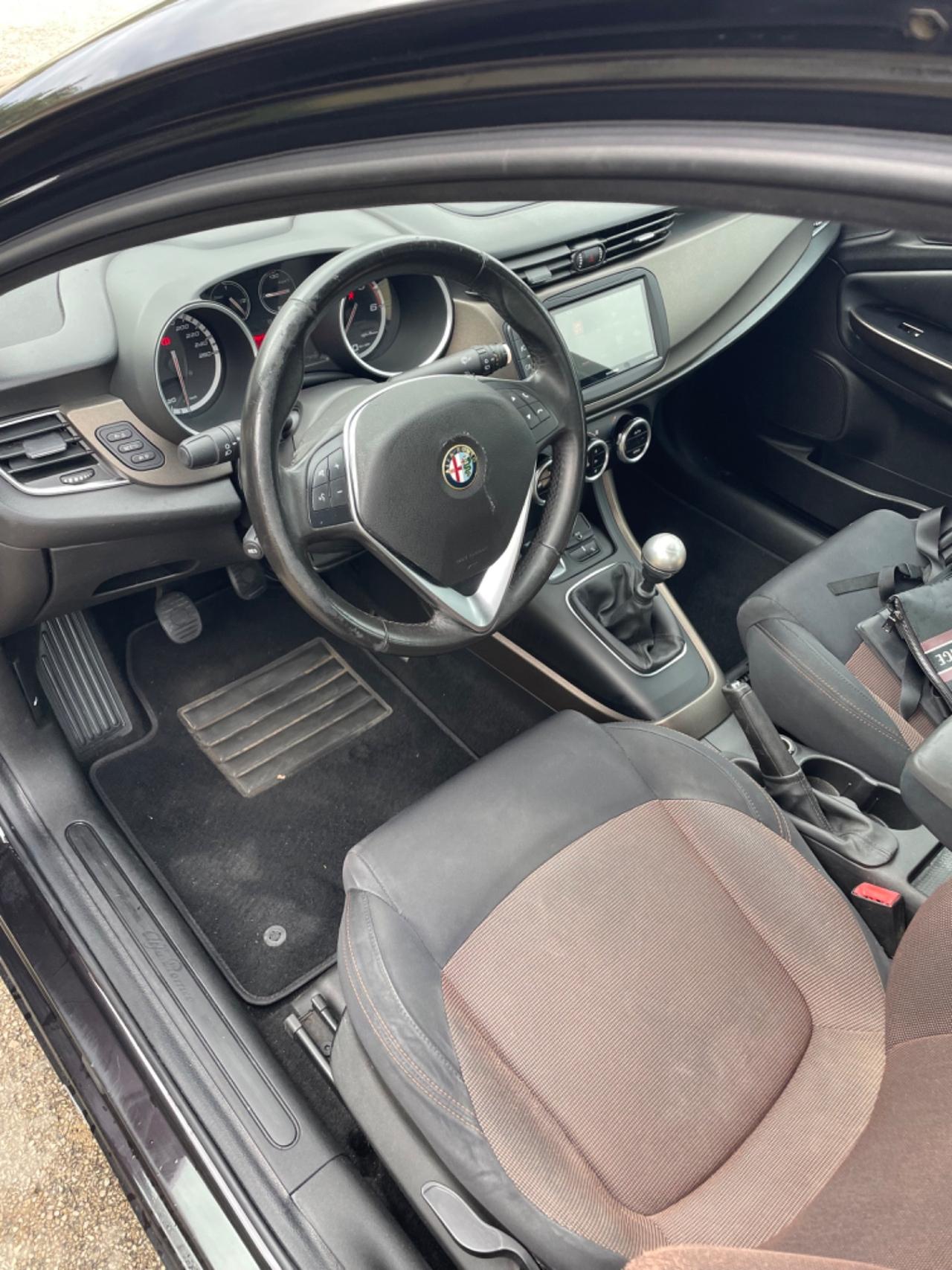 Alfa Romeo Giulietta 1.6 JTDm-2 105 CV Exclusive neopatentato