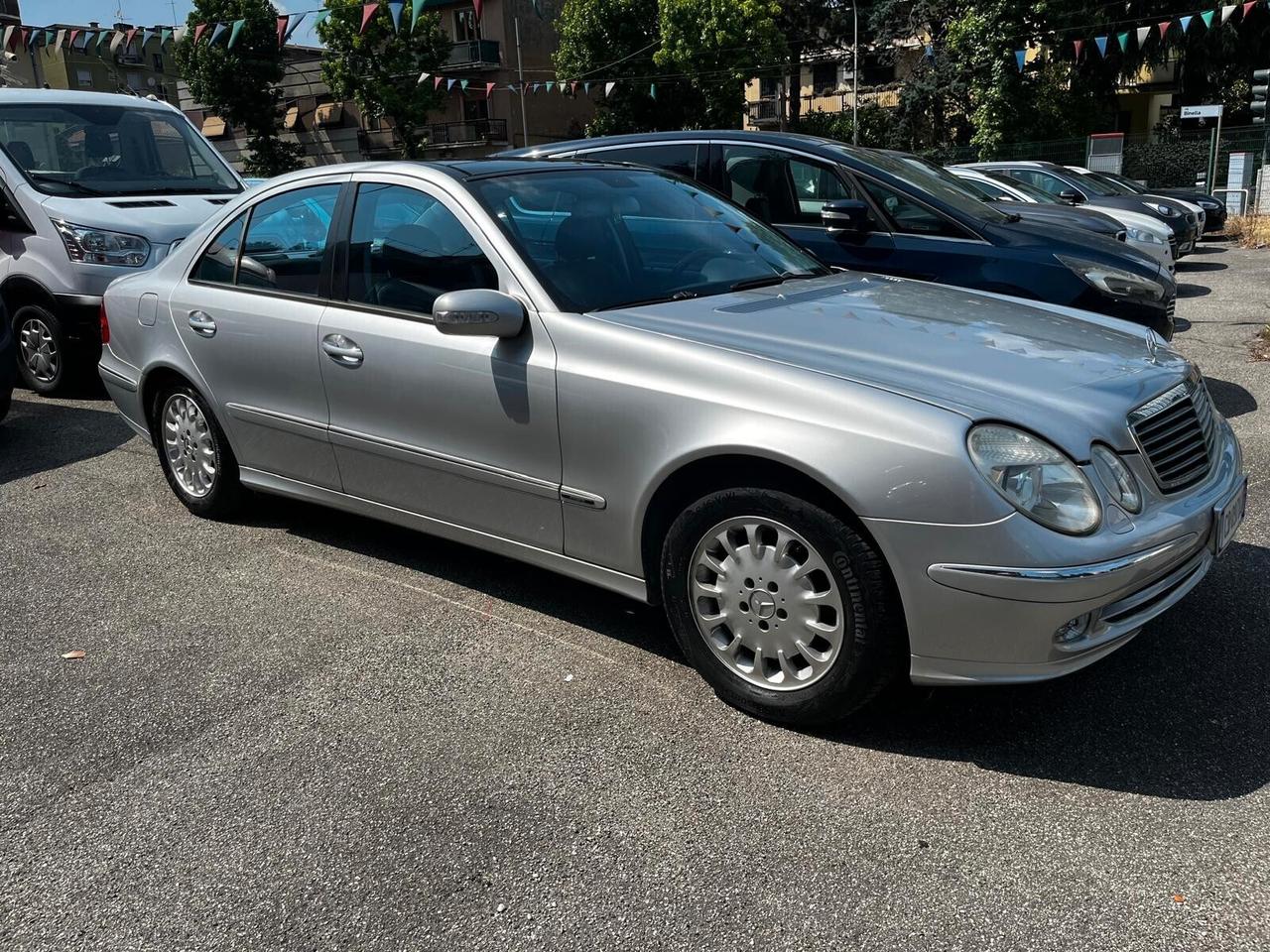 Mercedes-benz E 240 cat Avantgarde benz/GPL - 2002