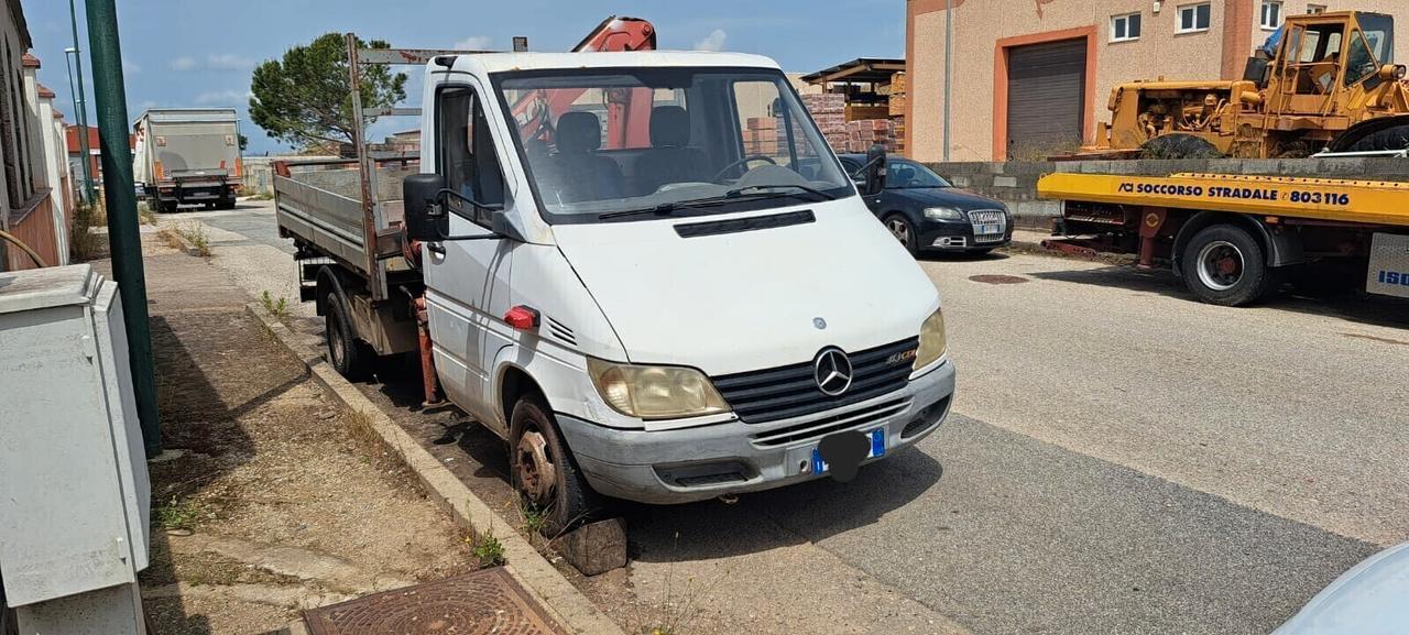 Mercedes Sprinter Gru e Ribaltabile trilaterale