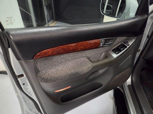 TOYOTA Land Cruiser 3.0 D-4D 16V cat CAMBIO MANUALE