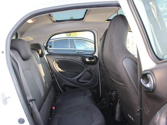 SMART ForFour EQ Pulse